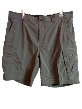 REI Men's Olive Green Cargo Shorts - Outdoor Utility